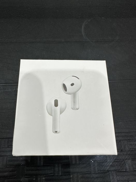 AirPods 4 Active Noise Cancellation