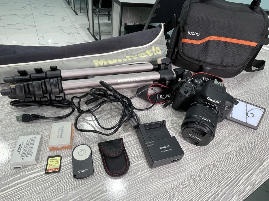 Canon EOS 700D полный комплект!!!