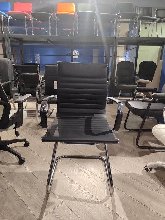 Офисное кресло стул Visitor 201 V