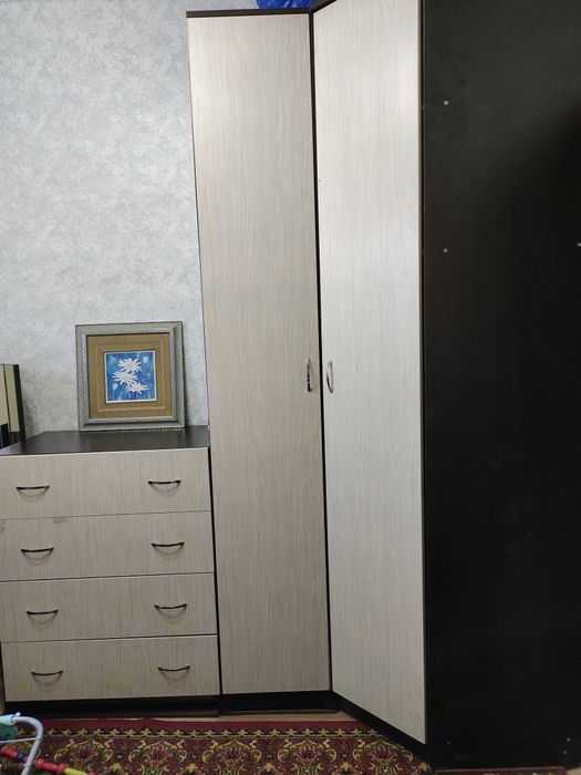 Продам гарнитур для школьника