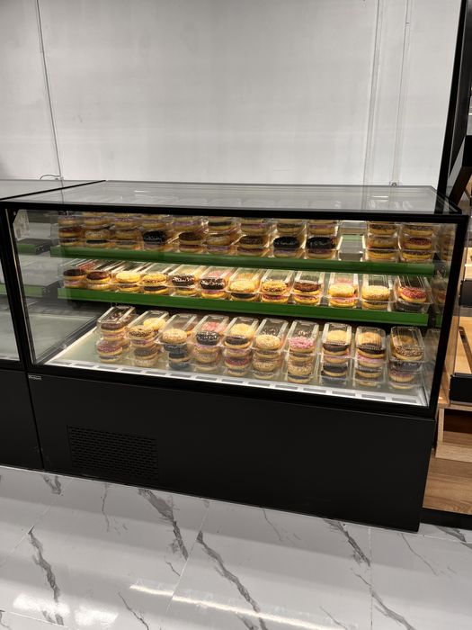 Кондитерский холодильник витрина морозильник