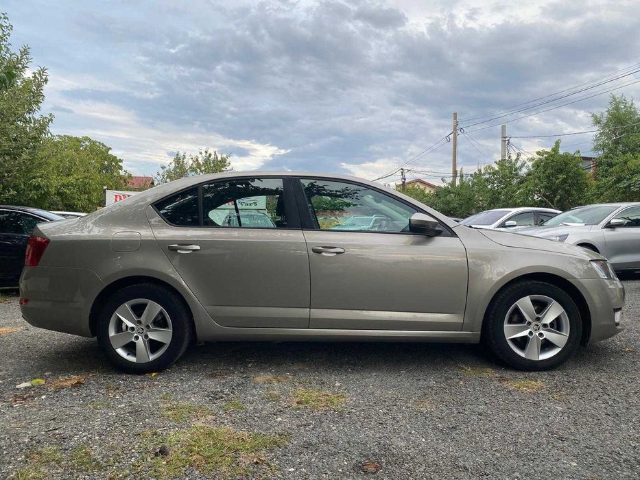 SKODA Octavia 2014 — imagine 2