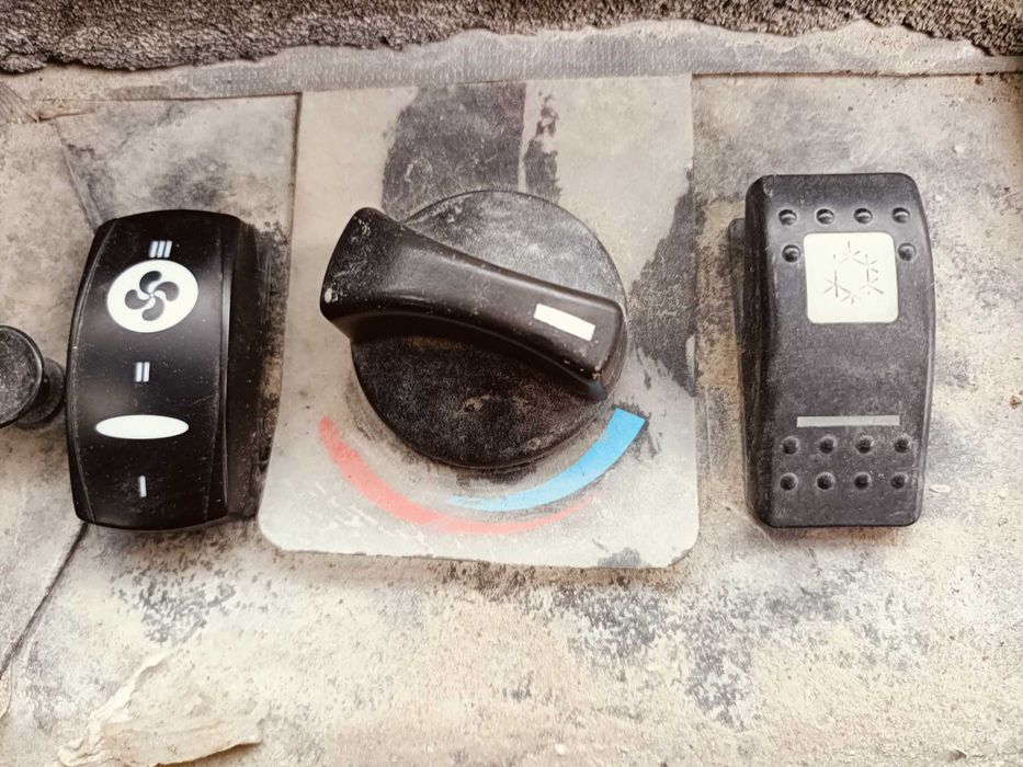 Caterpillar226B3 2012 Miniîncarcător Cat Cabină Inchisă Pret 21499E