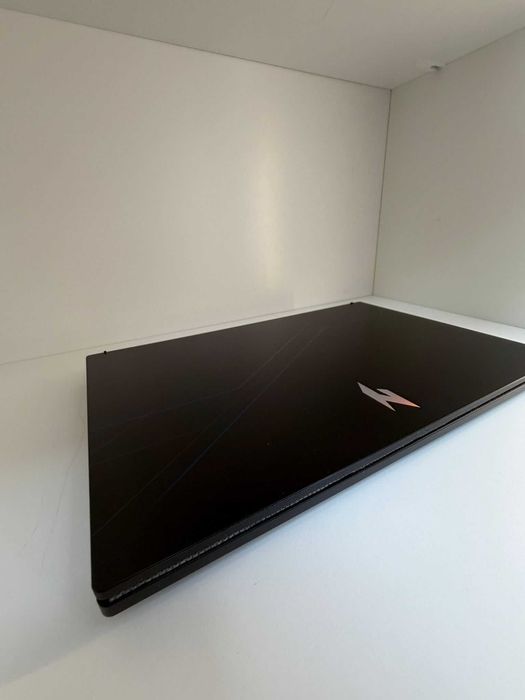 Dracula Amanet: Laptop ACER NITRO V 15 ANV15-52-77F6, NOU.
