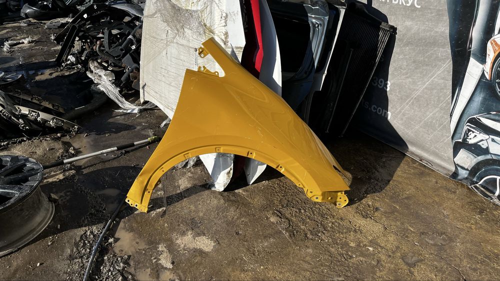 Toyota Prius ZVW60 десен калник