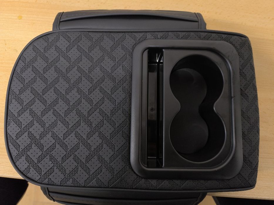 Универсална подложка за подлакътник