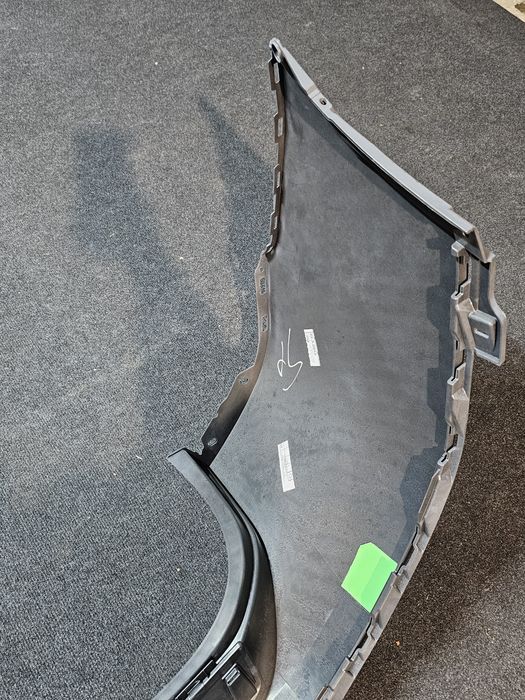 bara spate volkswagen touareg 7p noua originala

cod oe: 7l6 807 421