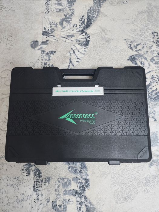 Набор сотилади. .