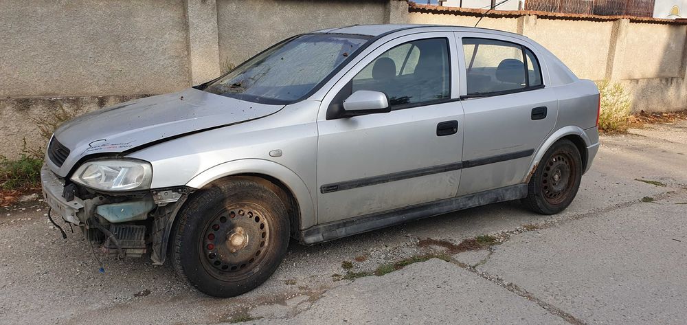 Opel Meriva 1.4i 16V и Opel Astra G 1.6 75кс