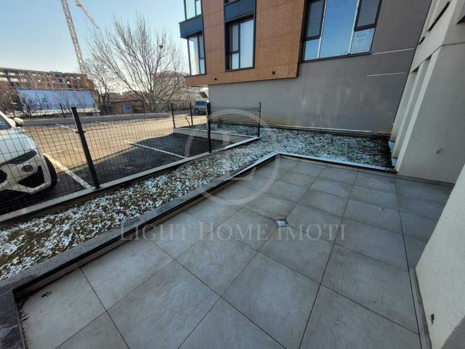 Продава се Тристаен апартамент в Пловдив, Остромила - 124 кв.м за 823 €/кв.м - Снимка #16