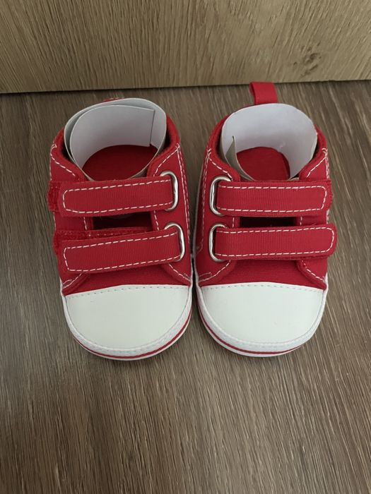 Нови бебeшки буйки/пантофки