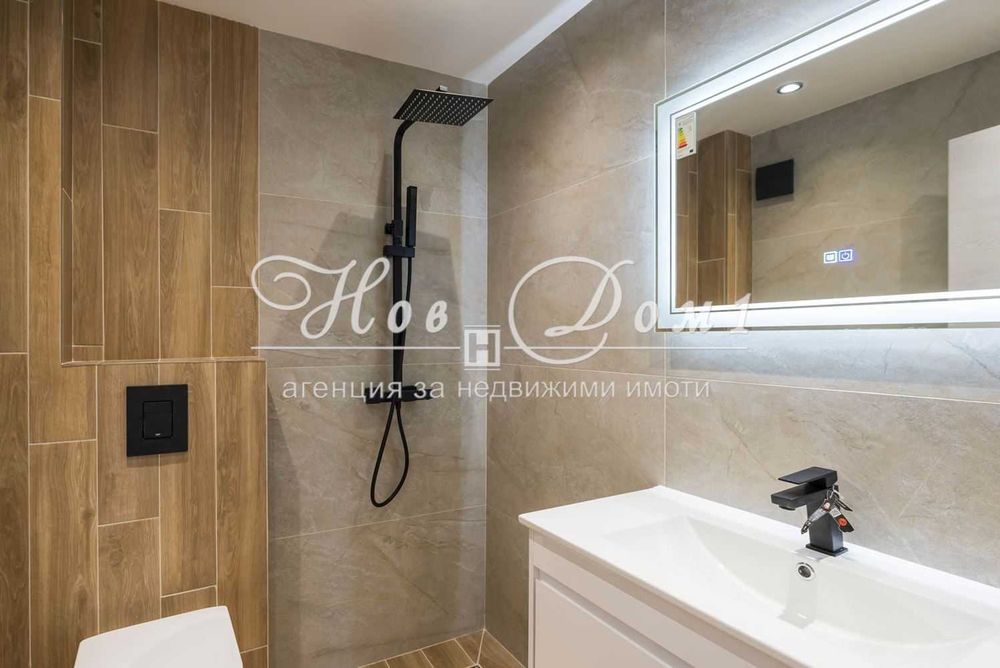 Продава се Тристаен апартамент в Варна, Левски - 70 кв.м за 1567 €/кв.м - Снимка #6
