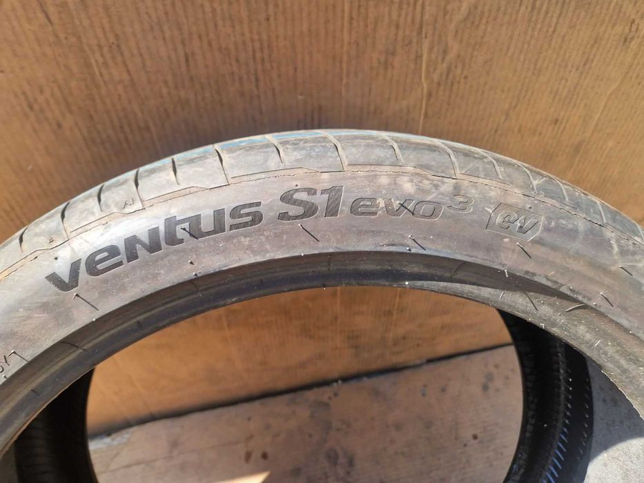 1 Hankook R22 285/35 Лятна гума DOT2223