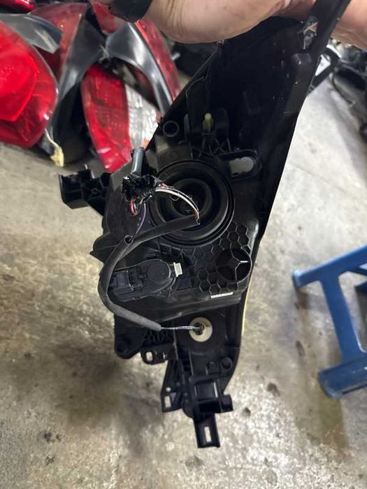 Фары Nissan Note E12 2017