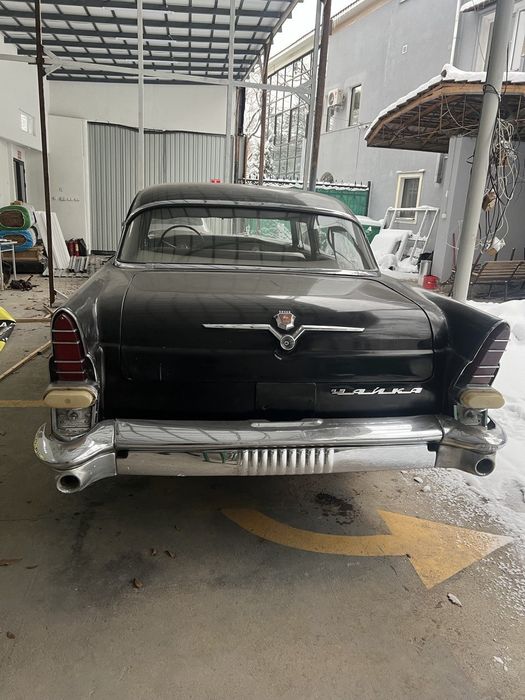 Газ 13 чайка 1977 года