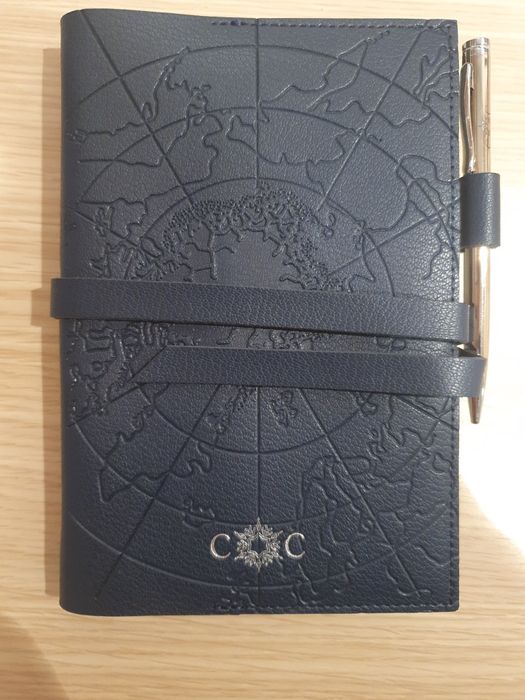 Agenda nou nouta, coperți din piele, embosata