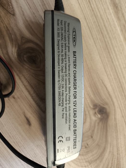 Интелигентно зарядно устройство CTEK XS 12V 3.6A Mercedec -Benz