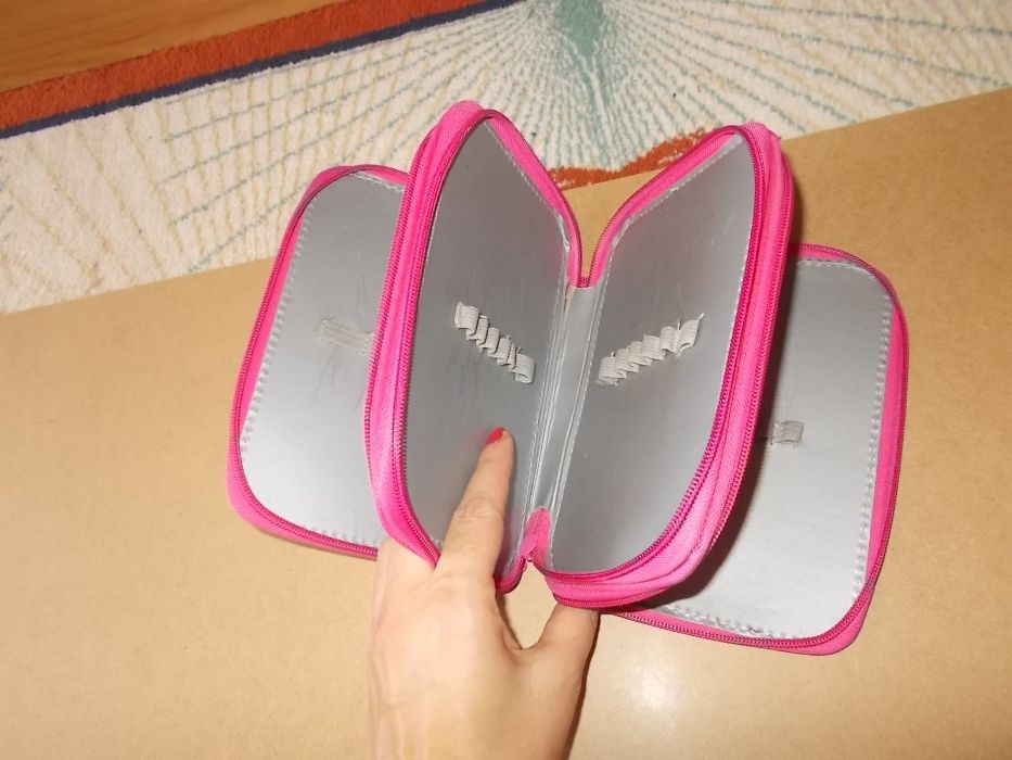 Сой Луна несесер