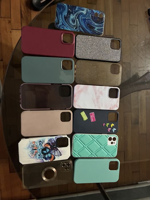 Vând Iphone 12 -64 GB
