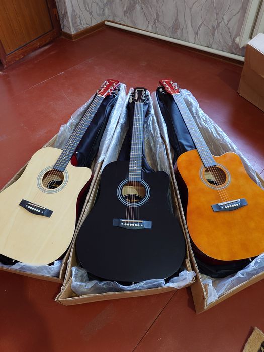 Аксессуар для гитары, чехол, ремень, копадастр, струны, тюнеры