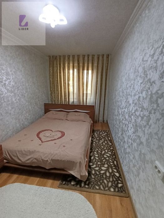 Срочно 4 комнатная. ПОВОРОТ. 77 серия. Кирпичный.