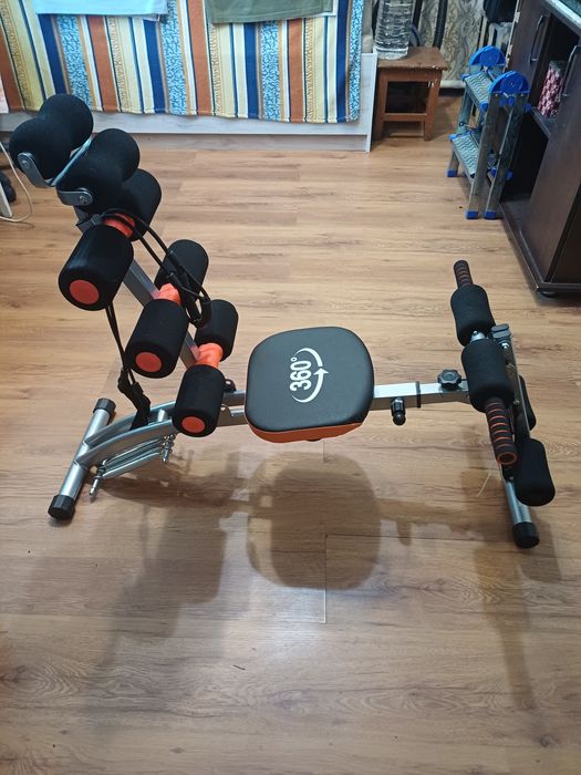 Продается тренажер. Wellamart скамья Six Pack Care . Не пользовались.