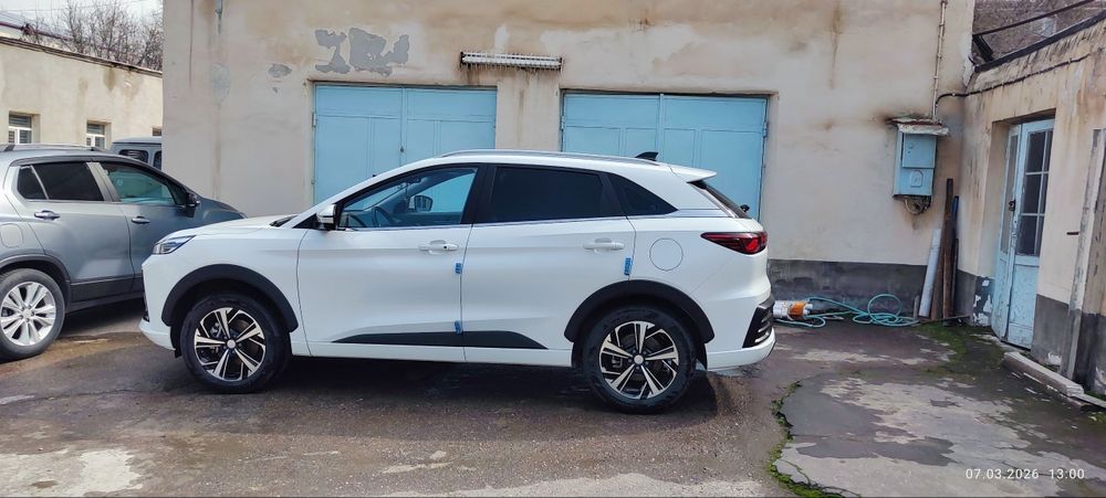 Yangi Jac Js6 narxiga arzidi