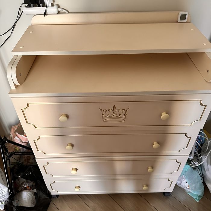 Продам комод с пеленальным столиком