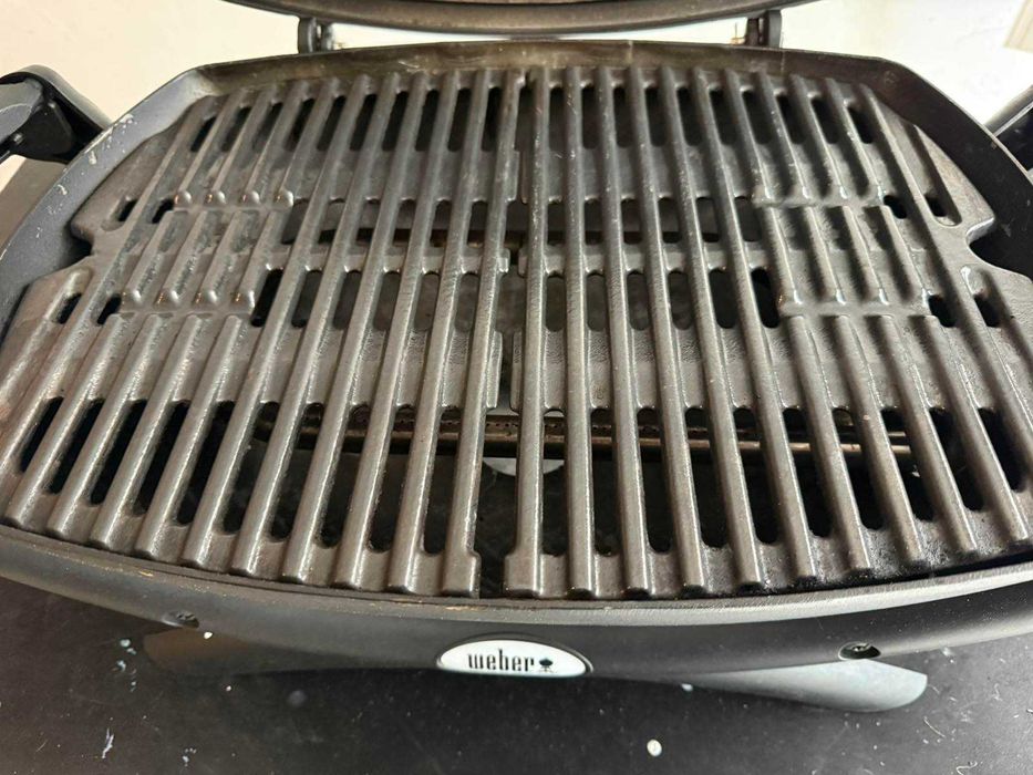 Газово барбекю WEBER Q 1200, корпус алуминий, скара чугун