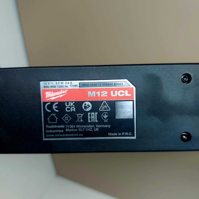 Акумулаторна работна лампа Milwaukee M12 UCL-0