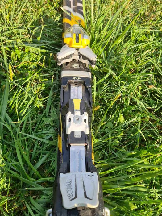 Зимни ски ATOMIC