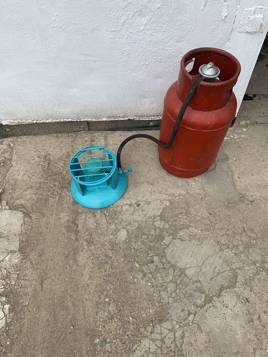 Продам таганок с газовым баллоном