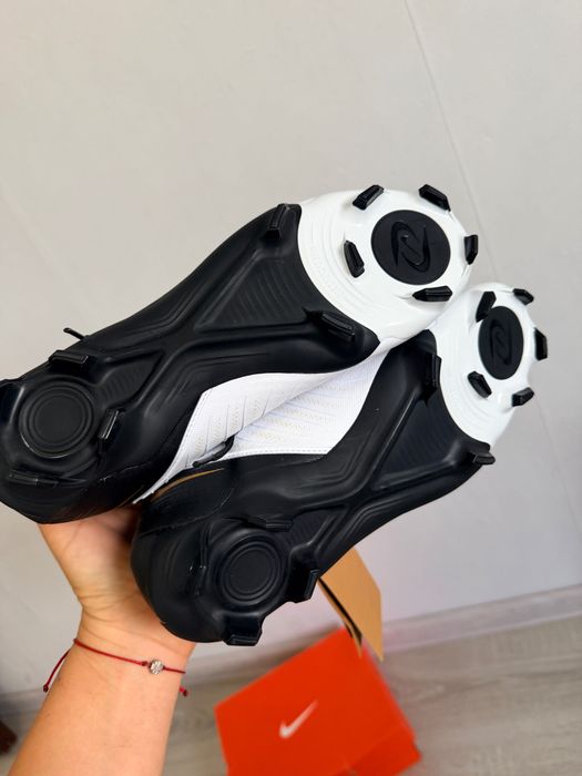 Детски бутонки Nike 38.5 чисто нови