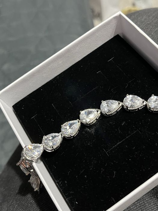 Bratara Givenchy Stones Iced Out Noua