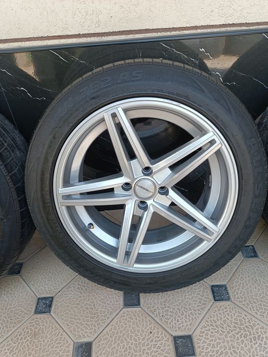 Vossen Diska Balon 215 55 R17 Holati Yaxshi