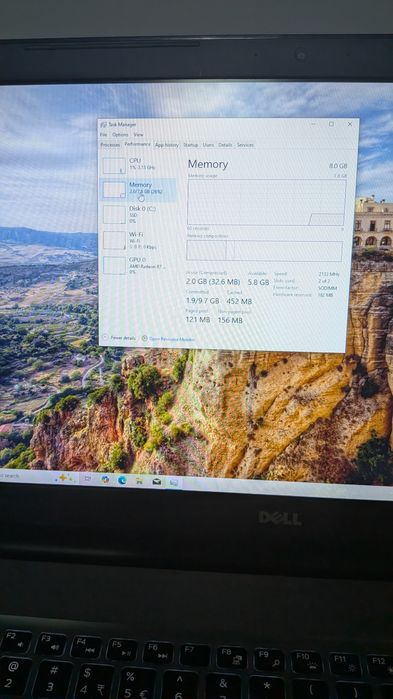 Dell inspiron 17 inch i7generatia 7 video 4gb