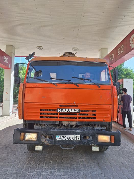 Ломовоз Камаз заводской продаётся