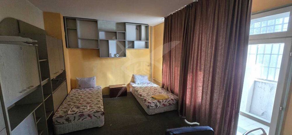 Дава се под наем Четиристаен апартамент в Пловдив, Изгрев - 120 кв.м за 500 € - Снимка #1