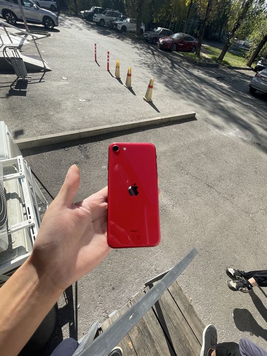 Продам IPhone SE 2020 64GB EAC DUAL SIM