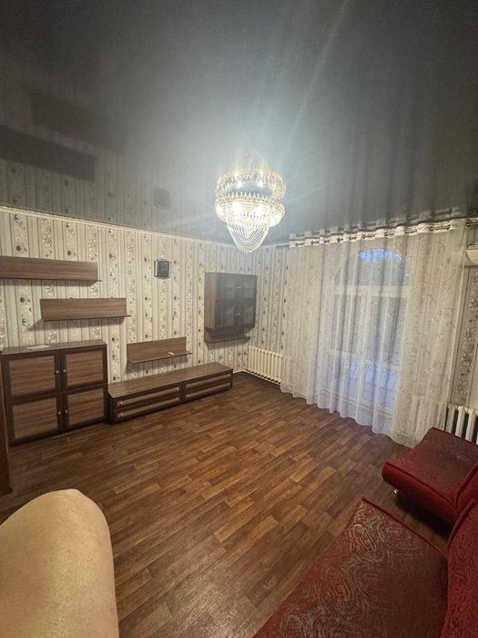 Продается 3- комн квартира