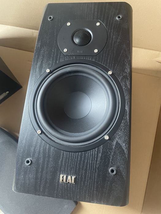 Boxe Elac . BS 53