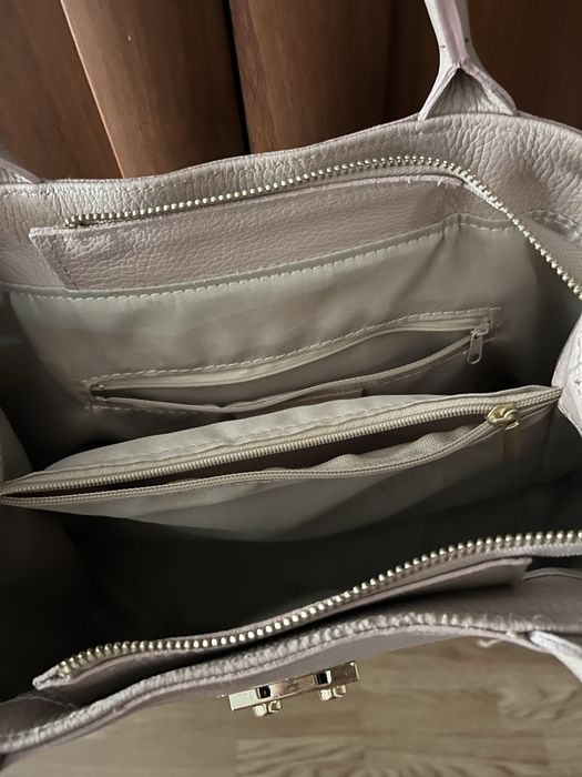 Сумка женская  кожаная