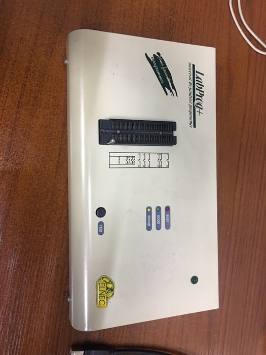 Универсальный программатор Labprog