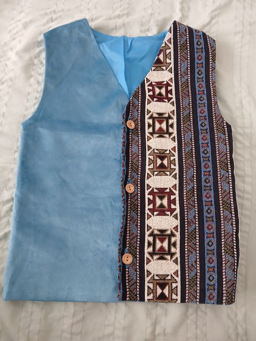 Продам национальный костюм и жилет для мальчика