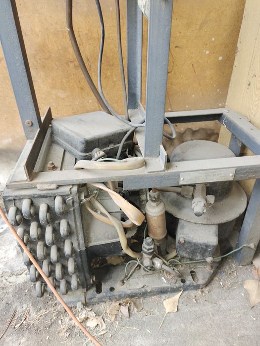 Холодильный компрессор