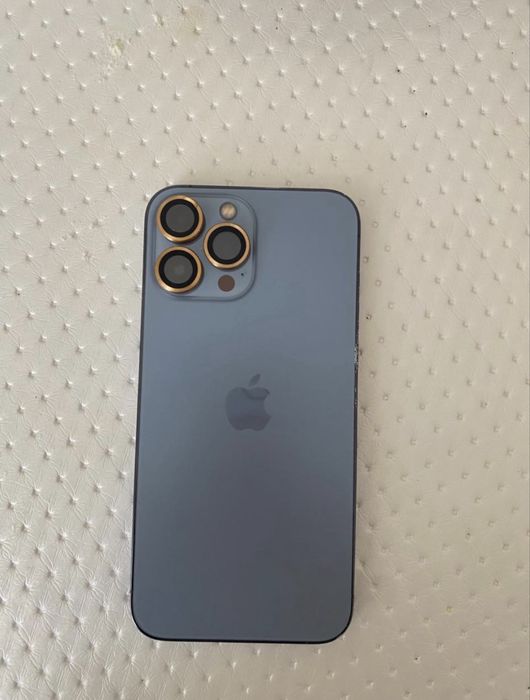 Продам Айфон 13 про макс