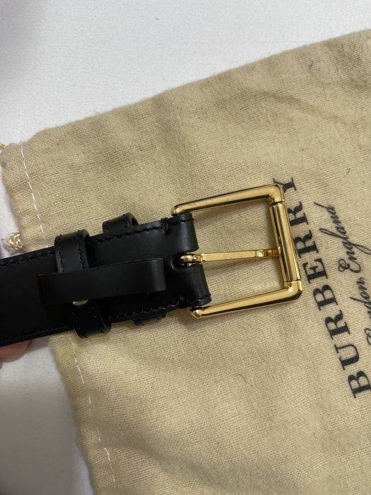 Curea Burberry originala ,dama clasic!