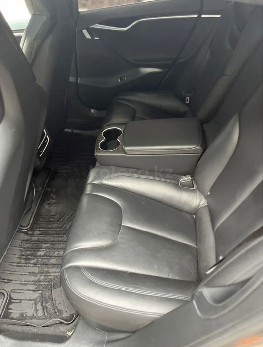 Tesla Model S P85D Тесла