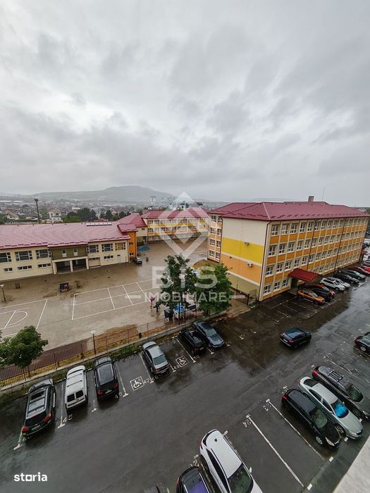 Apartament Generos de 4 Camere în Bistrița – Zonă Centrală