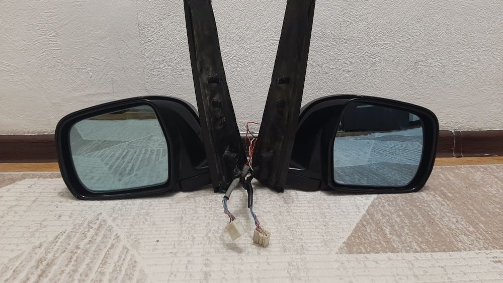Продам боковые зеркала на эстиму